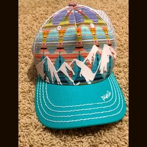 Great mountain scene hat